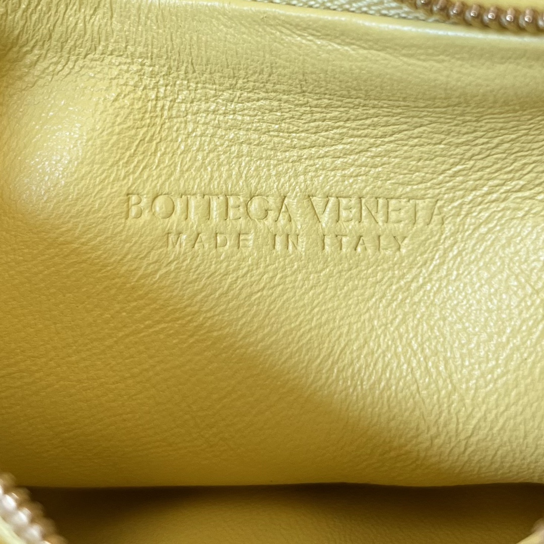 Small Gemelli Intrecciato Leather Shoulder Bag Yellow